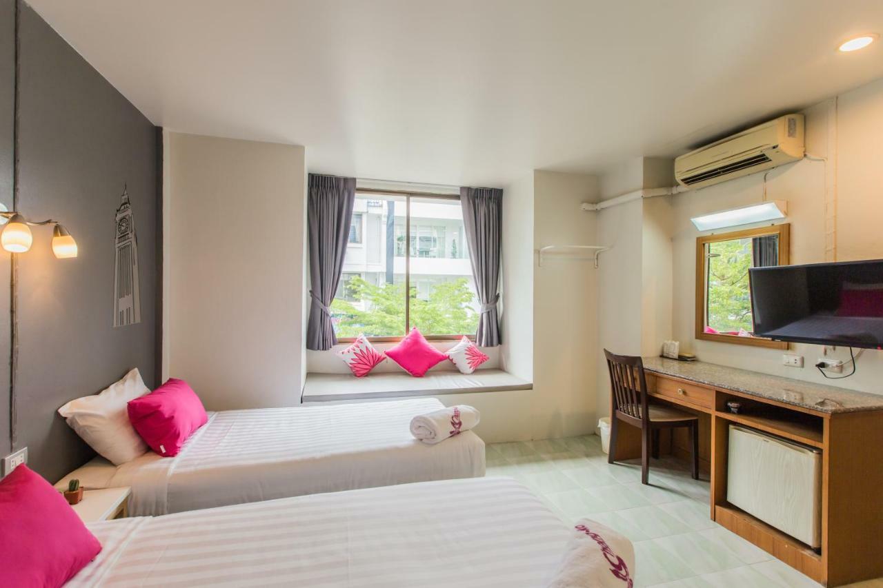 Chongko Guesthouse Phuket Bagian luar foto