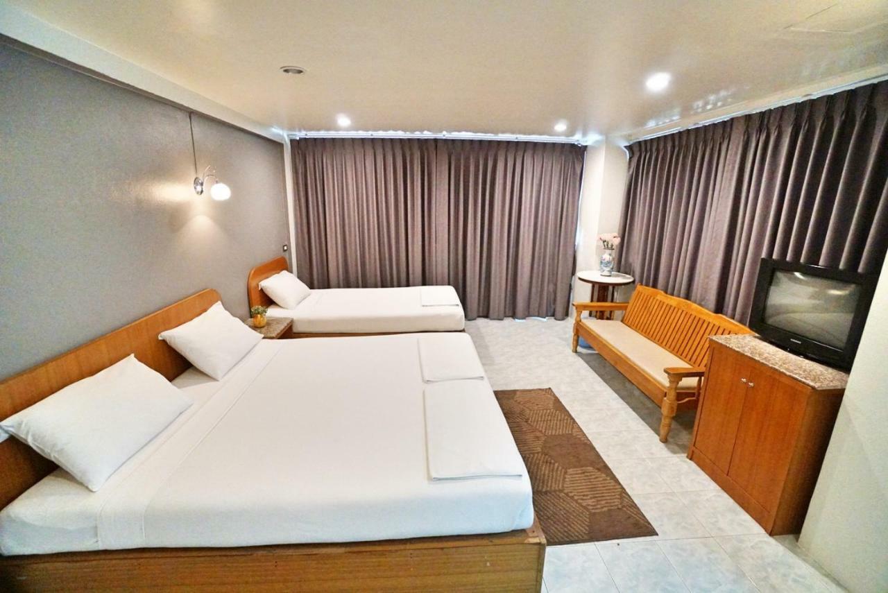 Chongko Guesthouse Phuket Bagian luar foto