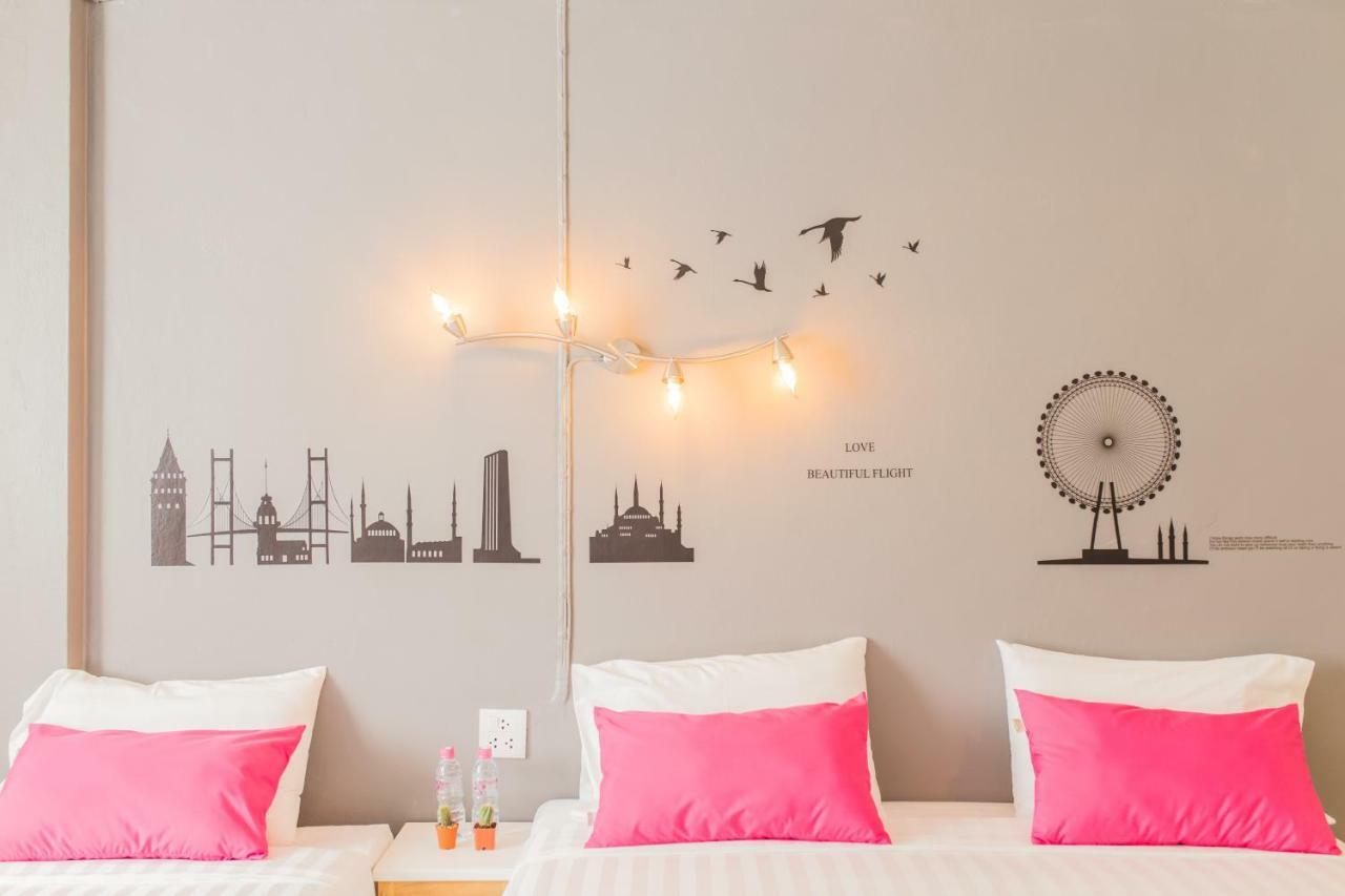 Chongko Guesthouse Phuket Bagian luar foto